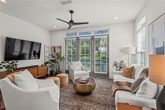 1221 Oxley NW Place, Atlanta, GA 30307