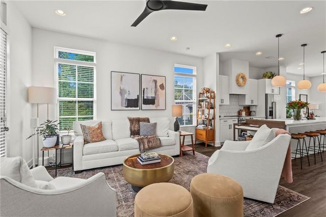 1221 Oxley NW Place, Atlanta, GA 30307