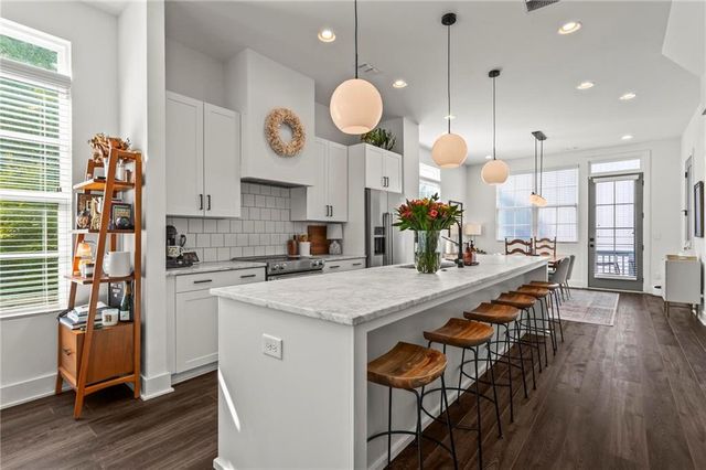 1221 Oxley NW Place, Atlanta, GA 30307