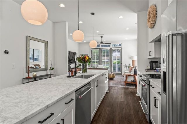 1221 Oxley NW Place, Atlanta, GA 30307