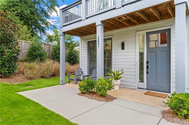 1221 Oxley NW Place, Atlanta, GA 30307
