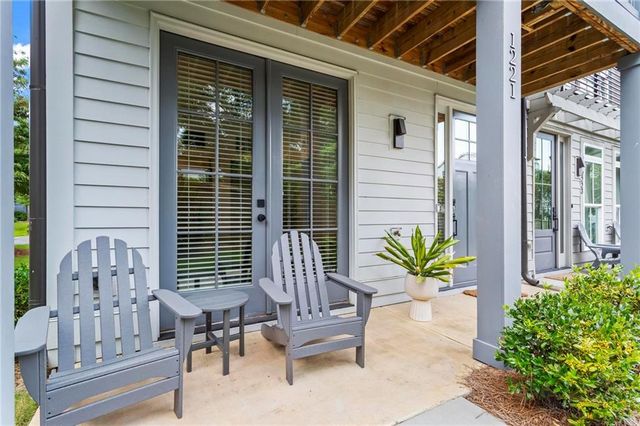 1221 Oxley NW Place, Atlanta, GA 30307