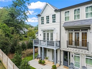 1221 Oxley NW Place, Atlanta, GA 30307