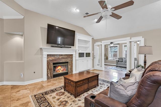 2220 Manchester Lane, Pearland, TX 77581