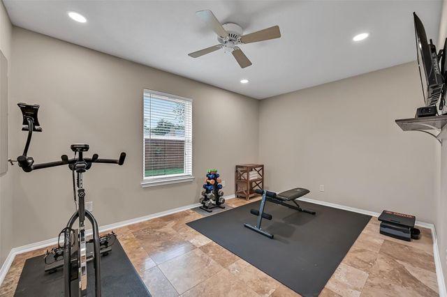 2220 Manchester Lane, Pearland, TX 77581