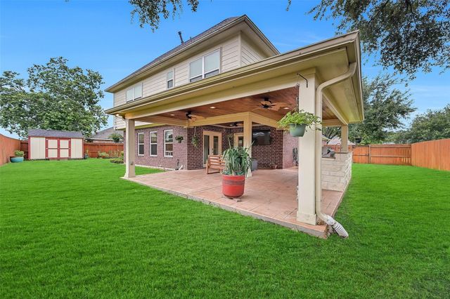 2220 Manchester Lane, Pearland, TX 77581