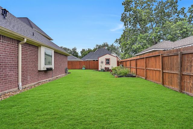 2220 Manchester Lane, Pearland, TX 77581