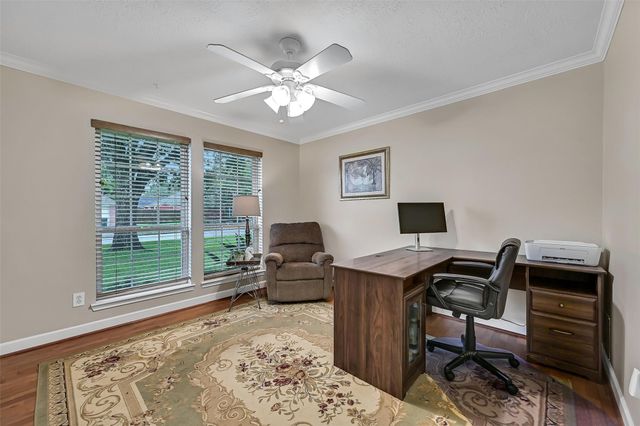 2220 Manchester Lane, Pearland, TX 77581