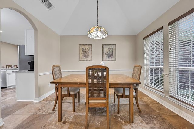 2220 Manchester Lane, Pearland, TX 77581
