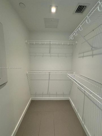 1600 NE 1st Ave 3205, Miami, FL 33132