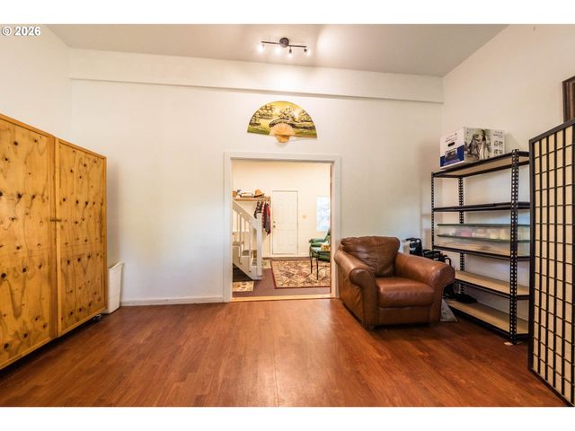 1017 Ne LAKE Dr, Lincoln City, OR 97367