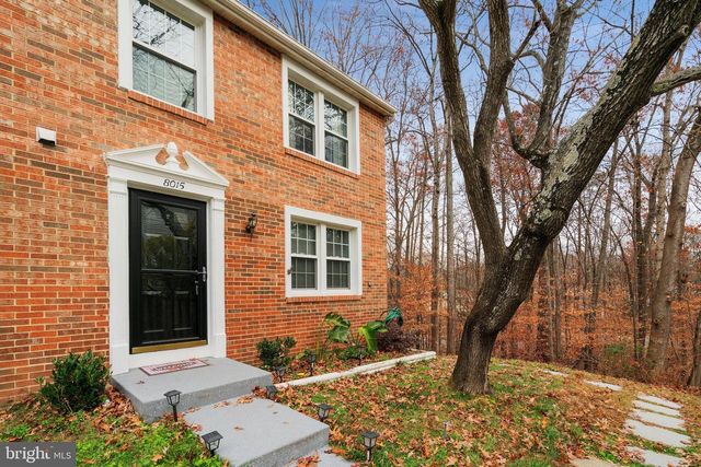 8015 STEEPLE CHASE CT, Springfield, VA 22153