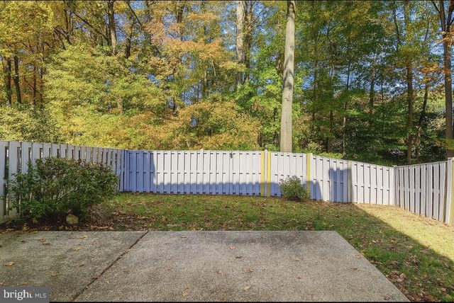 8015 STEEPLE CHASE CT, Springfield, VA 22153