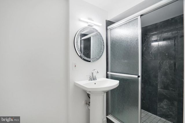 8015 STEEPLE CHASE CT, Springfield, VA 22153