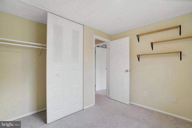 8015 STEEPLE CHASE CT, Springfield, VA 22153