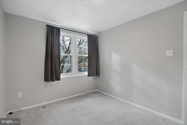 8015 STEEPLE CHASE CT, Springfield, VA 22153