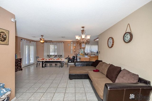 2097 W Del Sol Ln, Yuma, AZ 85364