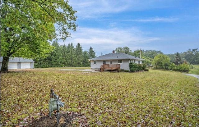 5052 Arlington Road, Green, OH 44720