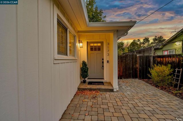 3173 Manor Ave, Walnut Creek, CA 94597