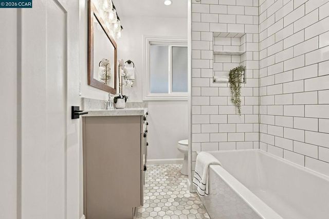 3173 Manor Ave, Walnut Creek, CA 94597