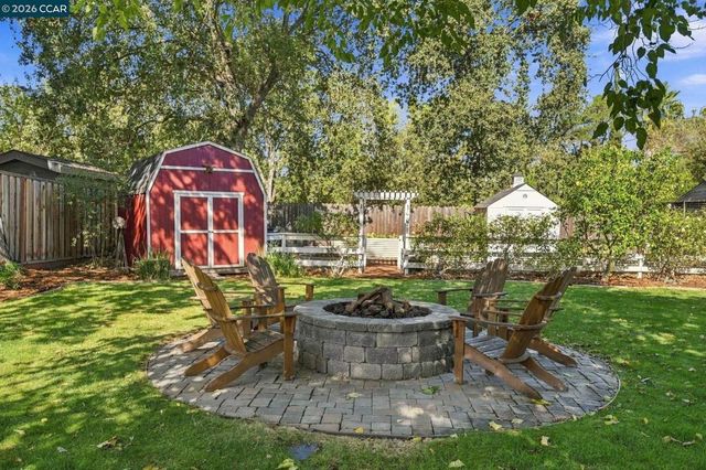 3173 Manor Ave, Walnut Creek, CA 94597