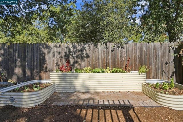3173 Manor Ave, Walnut Creek, CA 94597