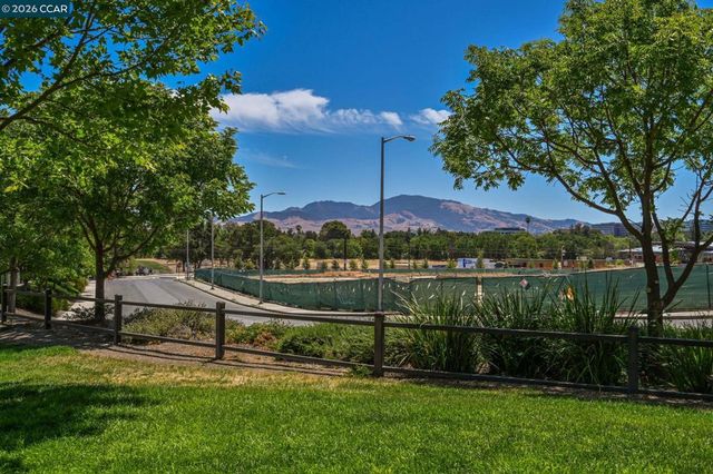 3173 Manor Ave, Walnut Creek, CA 94597