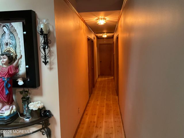 571 Whitecomb Avenue, Jackson, NJ 08527