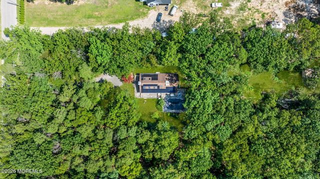 571 Whitecomb Avenue, Jackson, NJ 08527