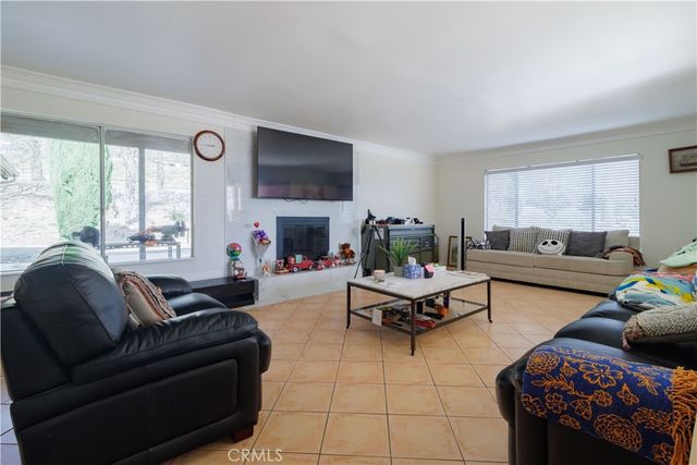 750 Woodlawn, San Bernardino, CA 92407