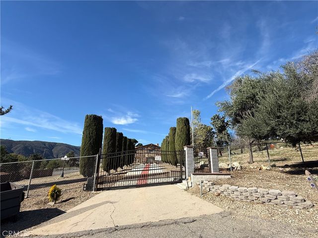 750 Woodlawn, San Bernardino, CA 92407