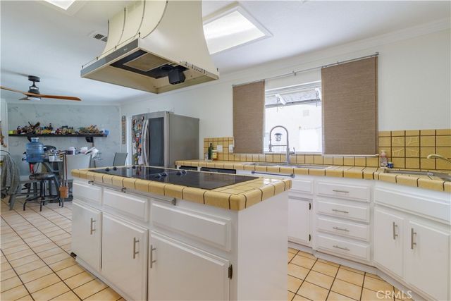 750 Woodlawn, San Bernardino, CA 92407