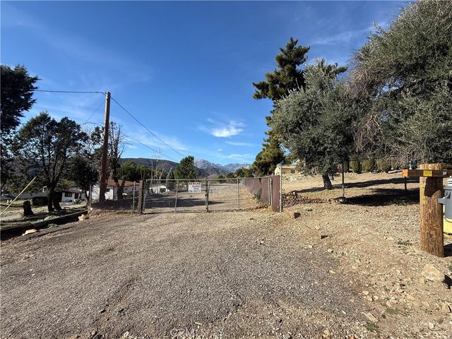 750 Woodlawn, San Bernardino, CA 92407