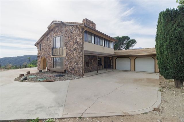 750 Woodlawn, San Bernardino, CA 92407