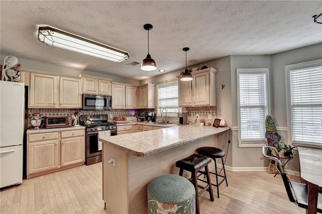 8415 Meadowgrove Lane, Gainesville, GA 30506