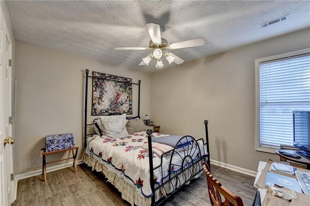 8415 Meadowgrove Lane, Gainesville, GA 30506