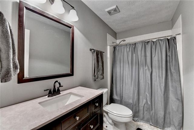 8415 Meadowgrove Lane, Gainesville, GA 30506