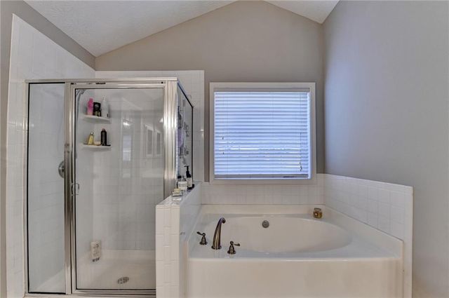 8415 Meadowgrove Lane, Gainesville, GA 30506