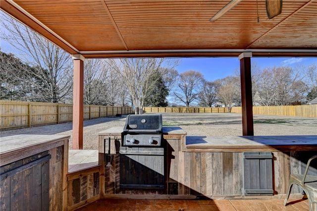 8415 Meadowgrove Lane, Gainesville, GA 30506