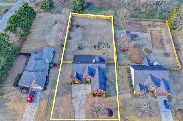 8415 Meadowgrove Lane, Gainesville, GA 30506