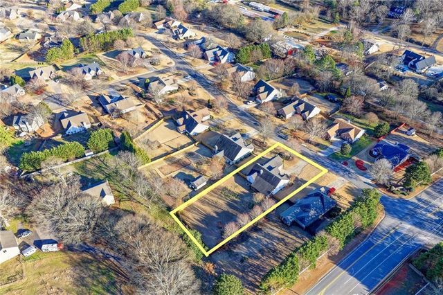 8415 Meadowgrove Lane, Gainesville, GA 30506