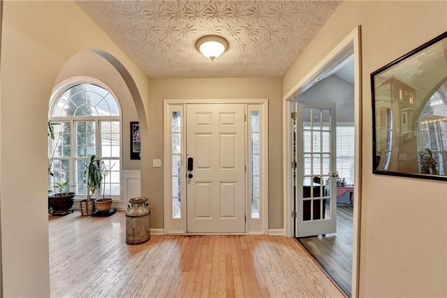 8415 Meadowgrove Lane, Gainesville, GA 30506