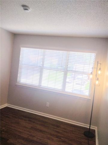 990 Forest Path, Stone Mountain, GA 30088