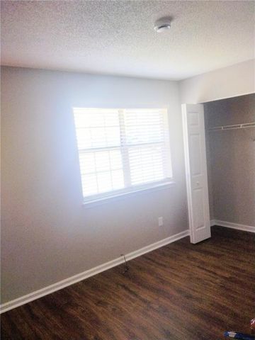 990 Forest Path, Stone Mountain, GA 30088