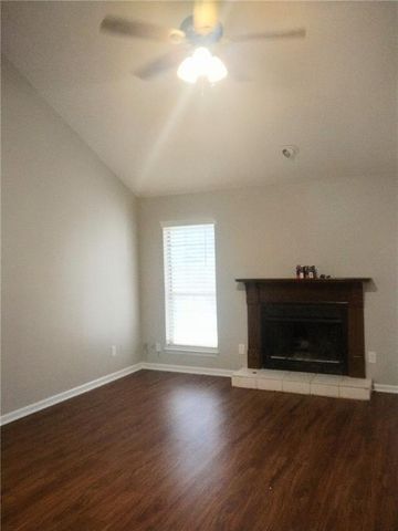 990 Forest Path, Stone Mountain, GA 30088