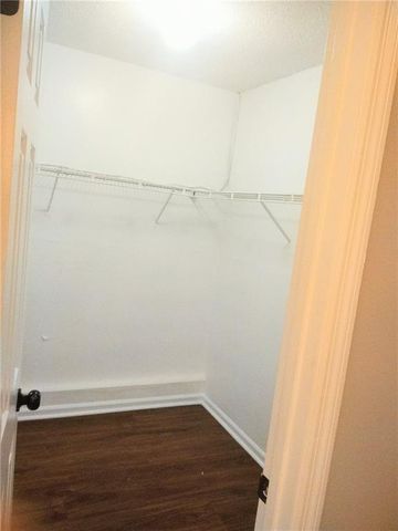 990 Forest Path, Stone Mountain, GA 30088