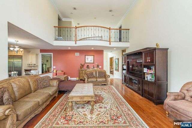 68 Eileen, Cedar Grove, NJ 07009