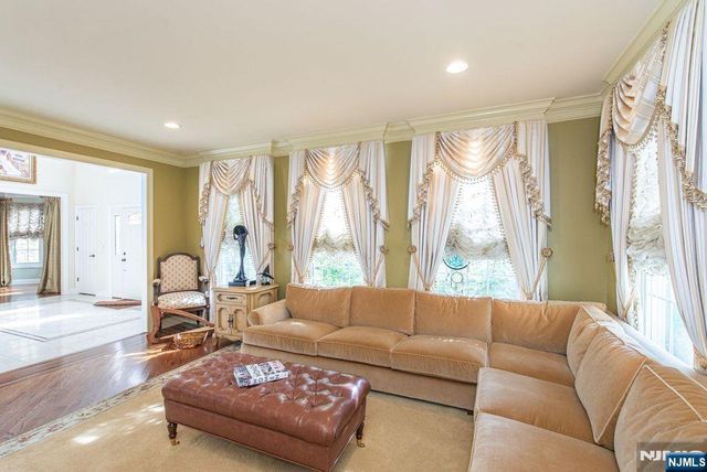 68 Eileen, Cedar Grove, NJ 07009