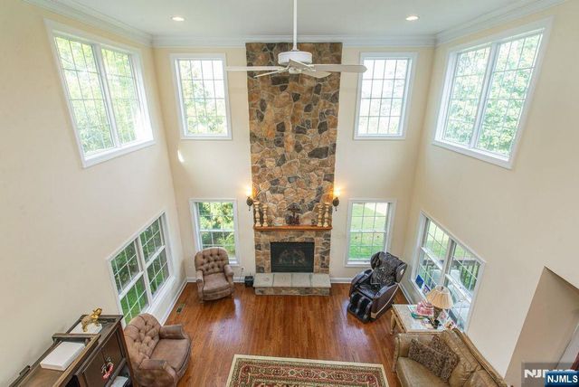 68 Eileen, Cedar Grove, NJ 07009