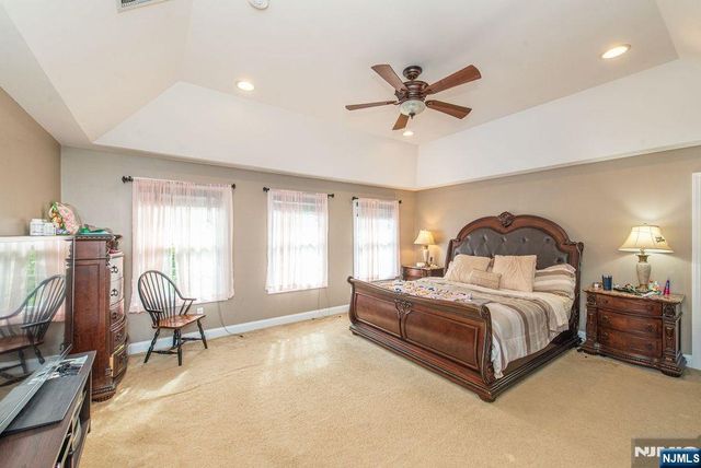 68 Eileen, Cedar Grove, NJ 07009